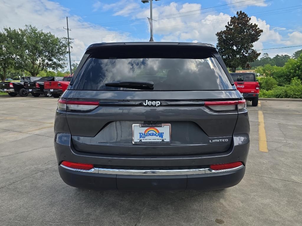 used 2024 Jeep Grand Cherokee car, priced at $31,495