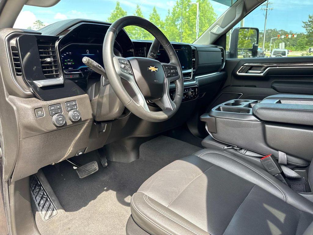 used 2024 Chevrolet Silverado 2500 car, priced at $62,995
