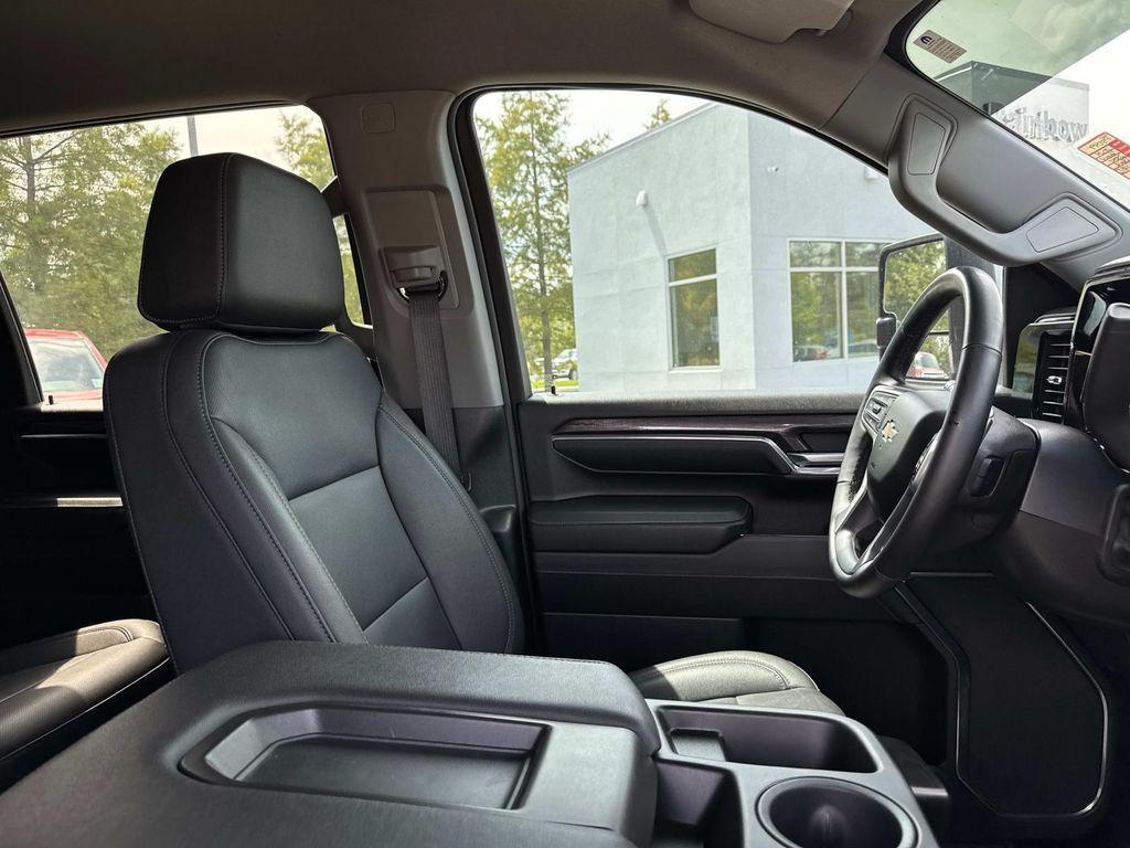 used 2024 Chevrolet Silverado 2500 car, priced at $62,995