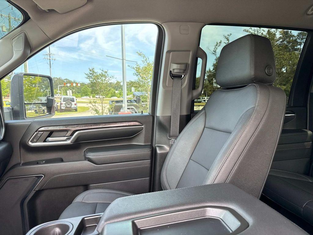 used 2024 Chevrolet Silverado 2500 car, priced at $62,995