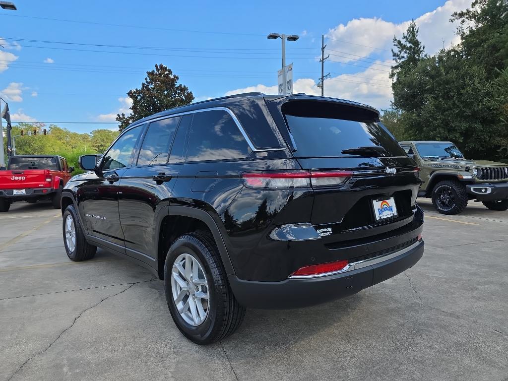 new 2025 Jeep Grand Cherokee car, priced at $39,165
