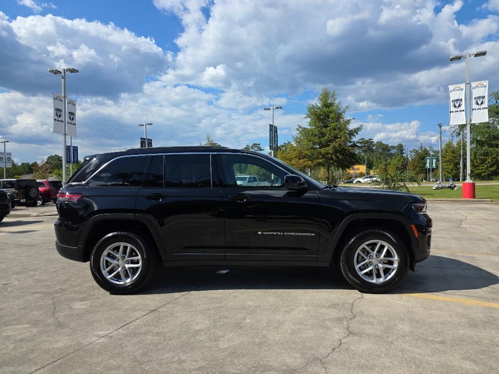 new 2025 Jeep Grand Cherokee car, priced at $39,165