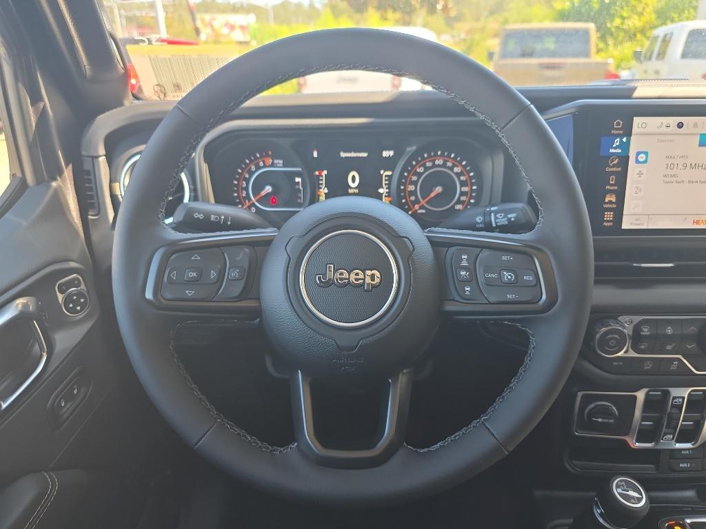 new 2025 Jeep Gladiator car, priced at $44,230