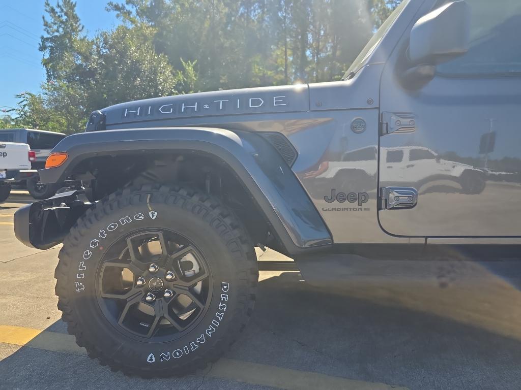 new 2025 Jeep Gladiator car, priced at $44,230