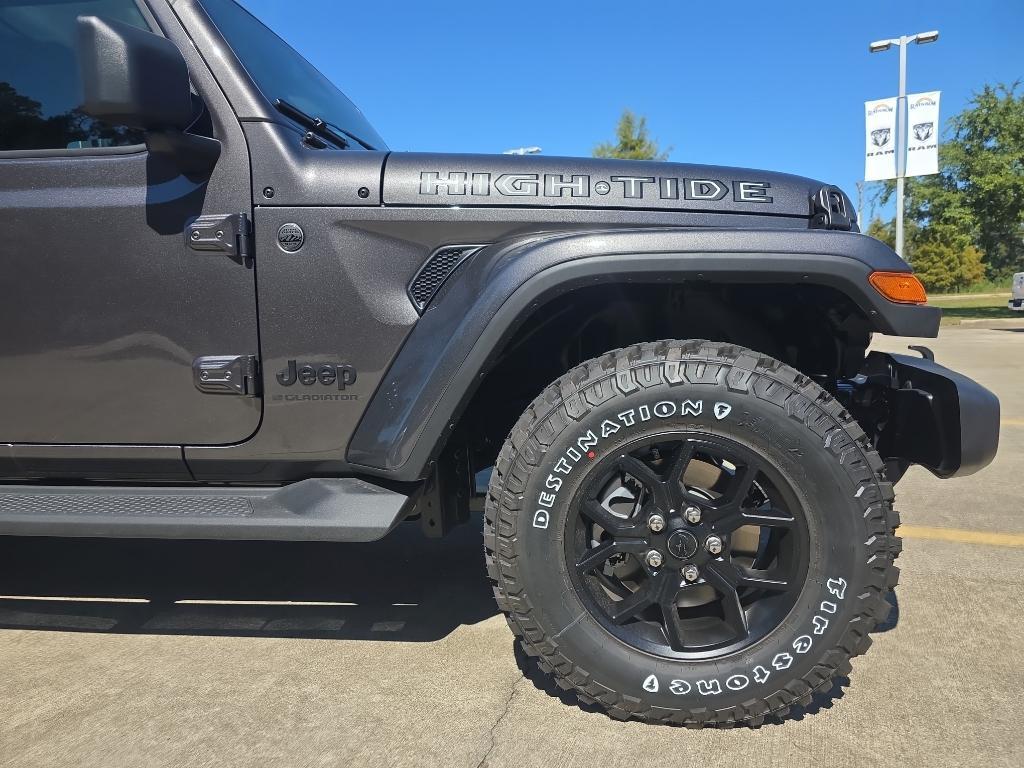 new 2025 Jeep Gladiator car, priced at $44,230