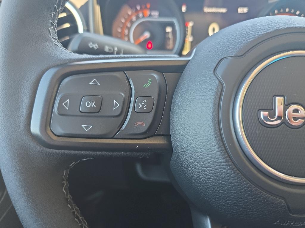 new 2025 Jeep Gladiator car, priced at $44,230