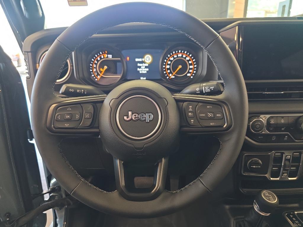 new 2025 Jeep Gladiator car, priced at $45,450