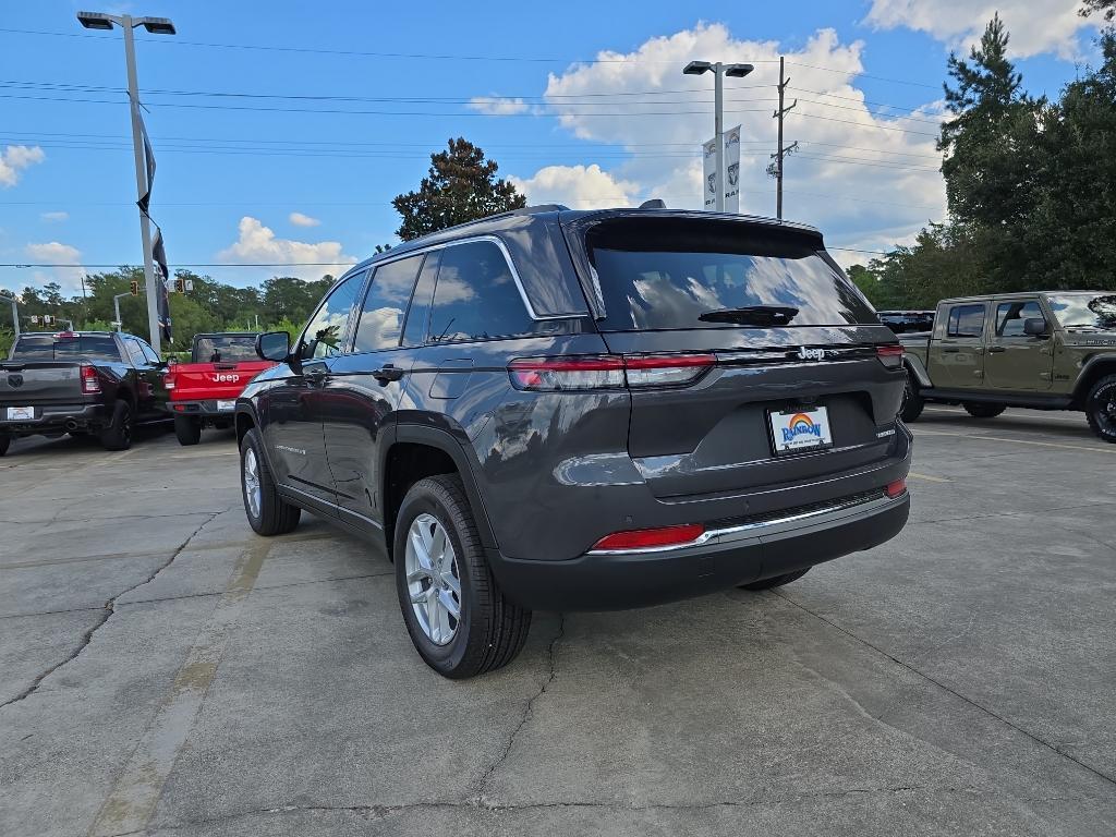 new 2025 Jeep Grand Cherokee car, priced at $39,165