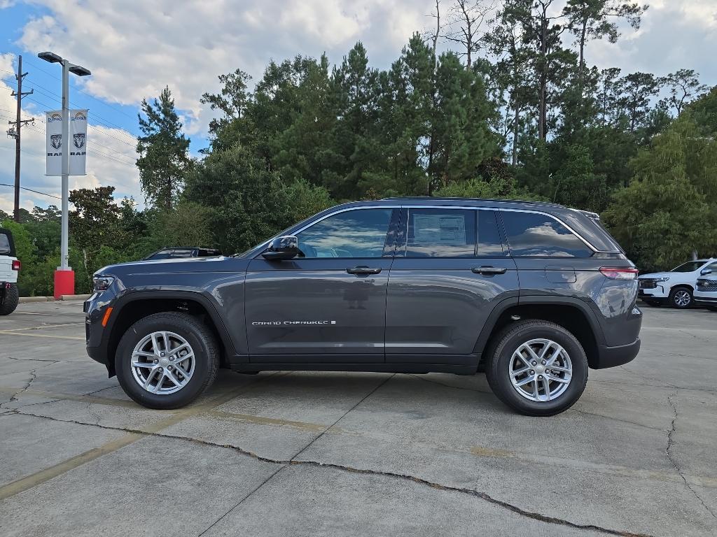 new 2025 Jeep Grand Cherokee car, priced at $39,165