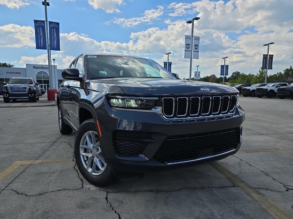 new 2025 Jeep Grand Cherokee car, priced at $39,165