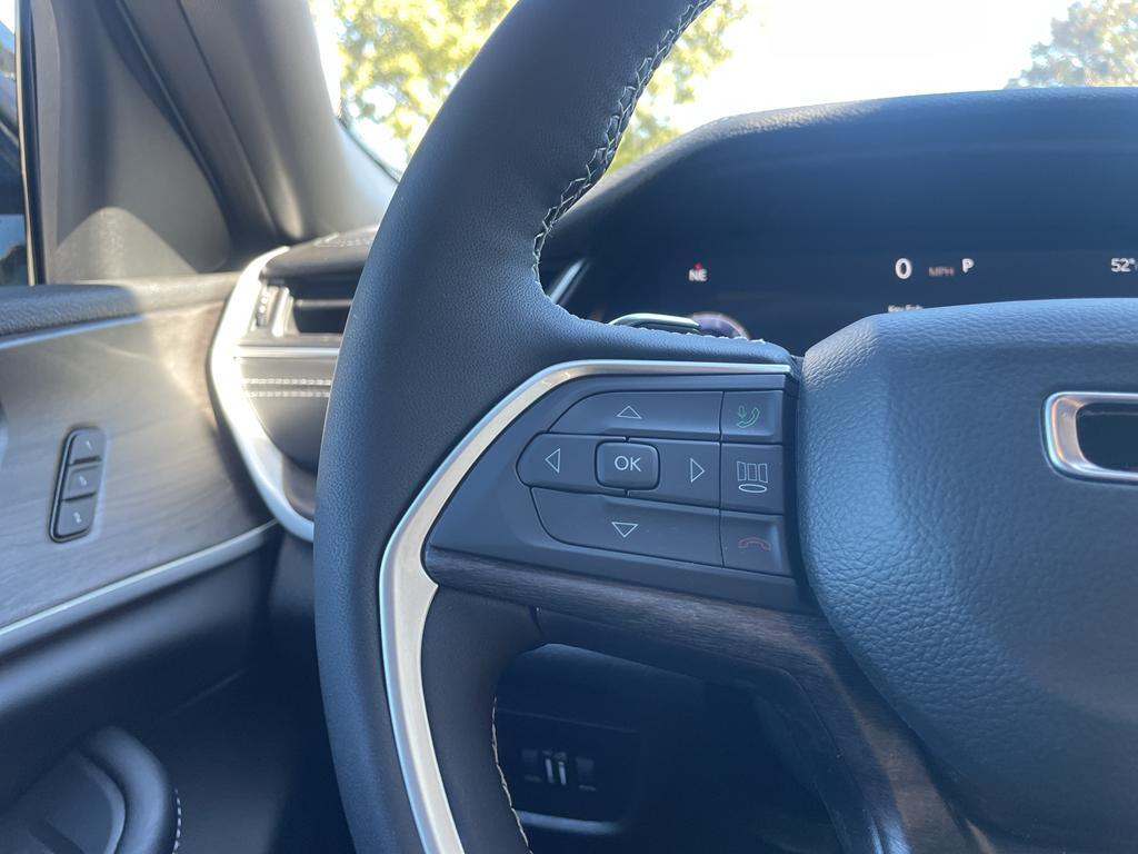 new 2025 Jeep Grand Cherokee L car, priced at $43,725