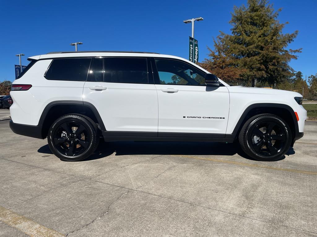 new 2025 Jeep Grand Cherokee L car, priced at $43,725