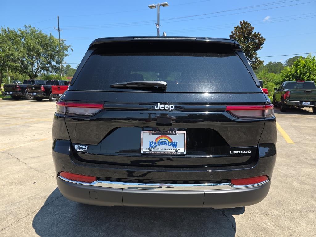 new 2025 Jeep Grand Cherokee car, priced at $38,170