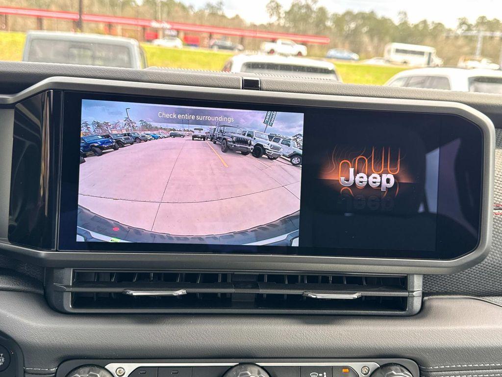new 2025 Jeep Wrangler car, priced at $55,335