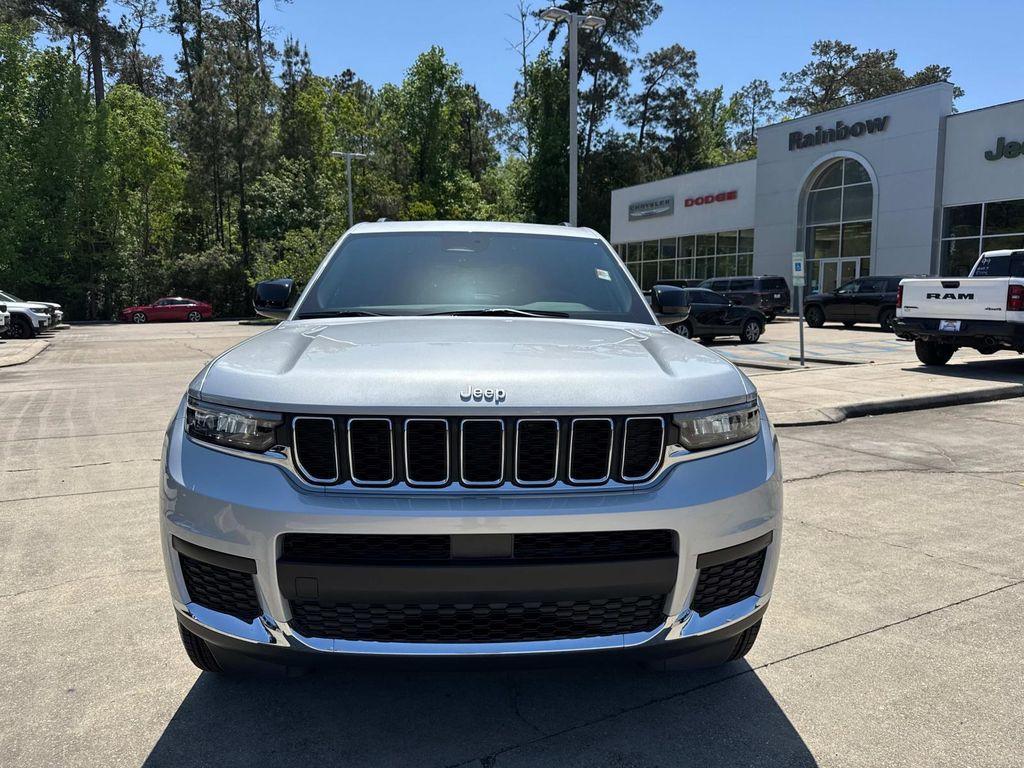 new 2025 Jeep Grand Cherokee L car, priced at $39,920