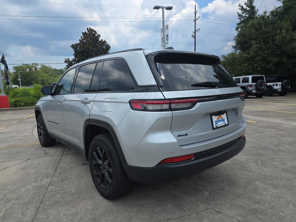 used 2024 Jeep Grand Cherokee car, priced at $33,995