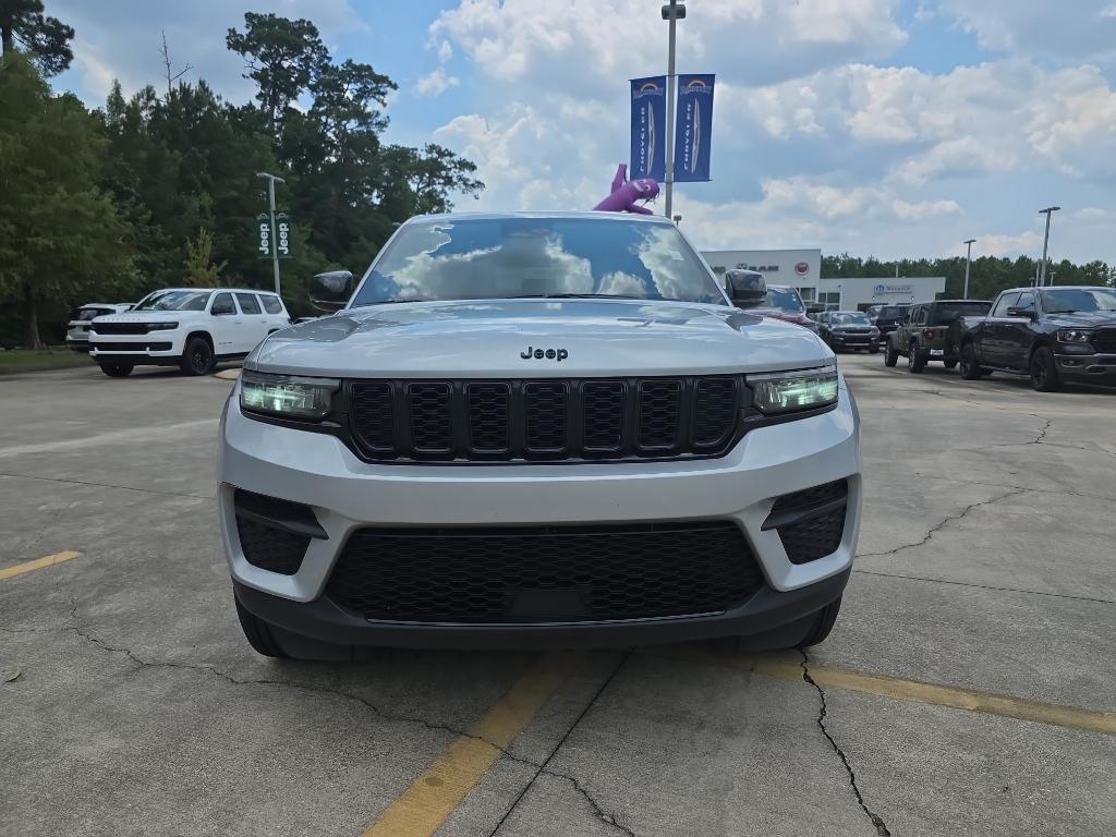 used 2024 Jeep Grand Cherokee car, priced at $33,995
