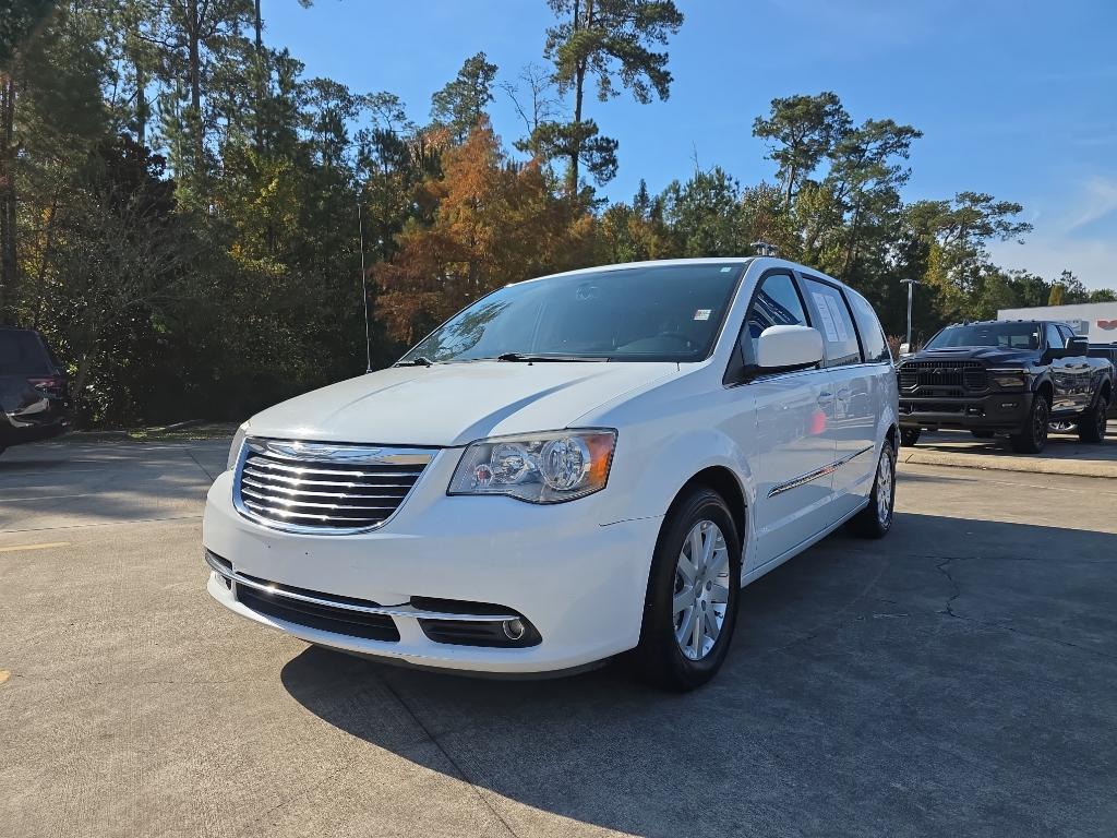 used 2016 Chrysler Town & Country car, priced at $8,995