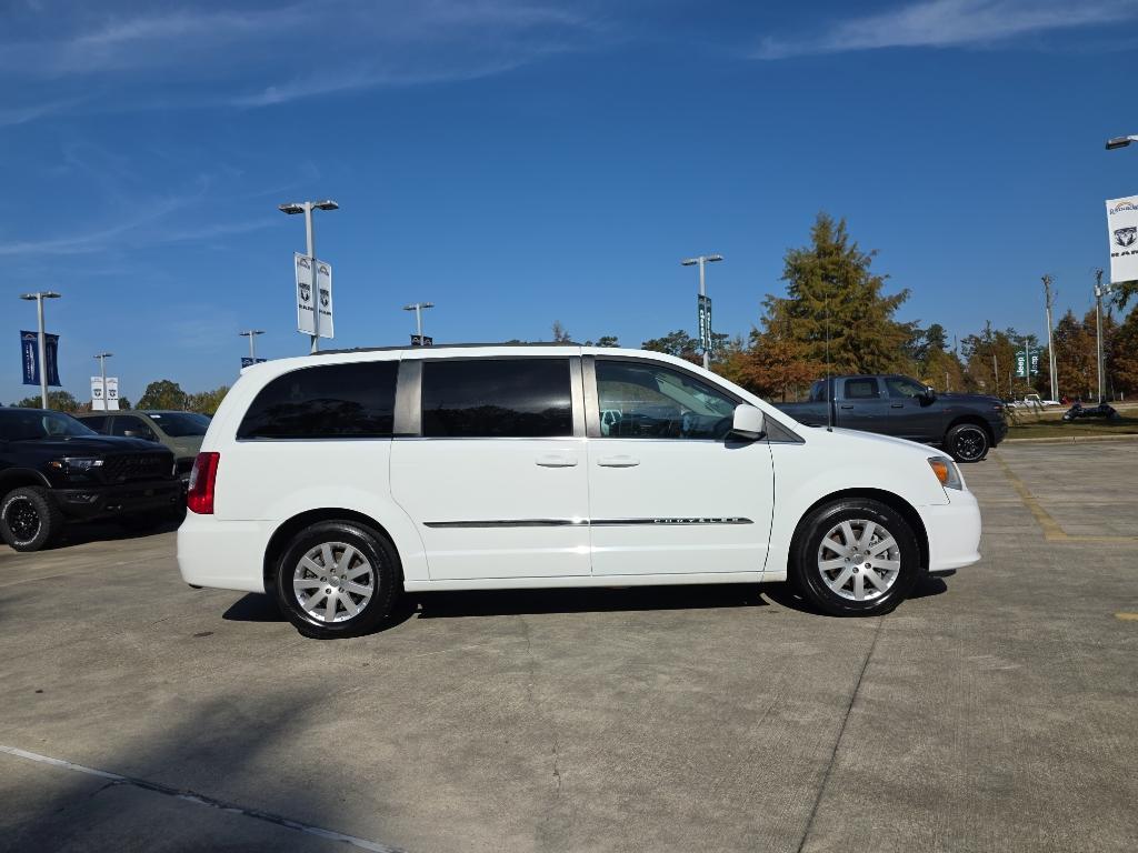 used 2016 Chrysler Town & Country car, priced at $8,995