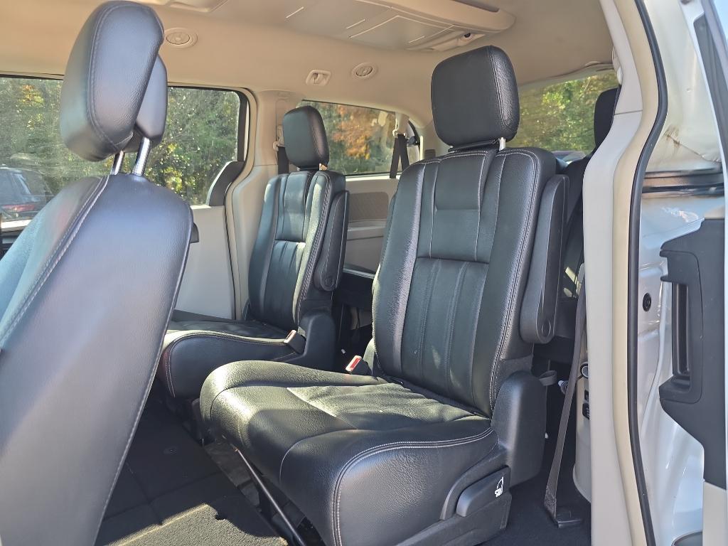 used 2016 Chrysler Town & Country car, priced at $8,995