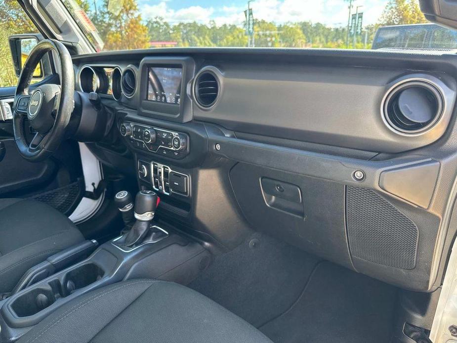 used 2023 Jeep Gladiator car, priced at $30,435