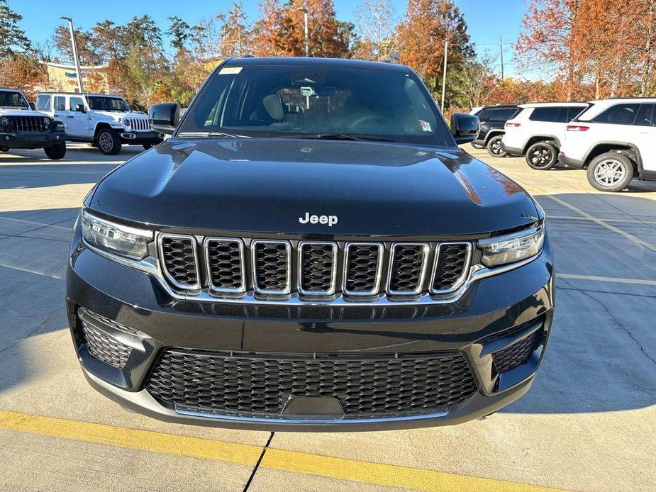 new 2025 Jeep Grand Cherokee car, priced at $37,170