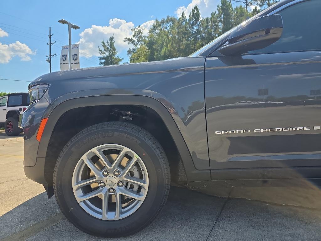 new 2025 Jeep Grand Cherokee car, priced at $39,165