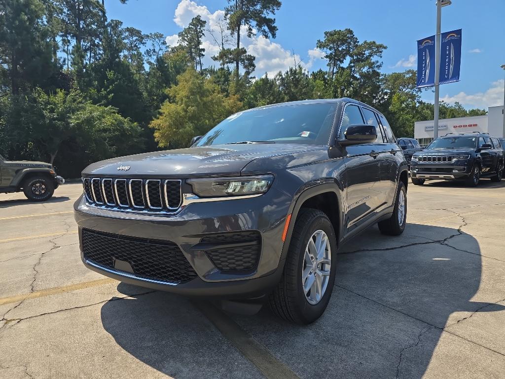 new 2025 Jeep Grand Cherokee car, priced at $39,165