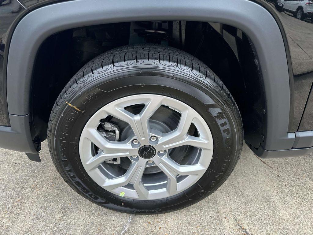 new 2025 Jeep Compass car, priced at $22,995