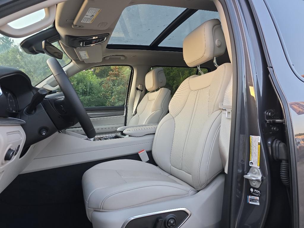 used 2024 Jeep Wagoneer L car, priced at $62,995