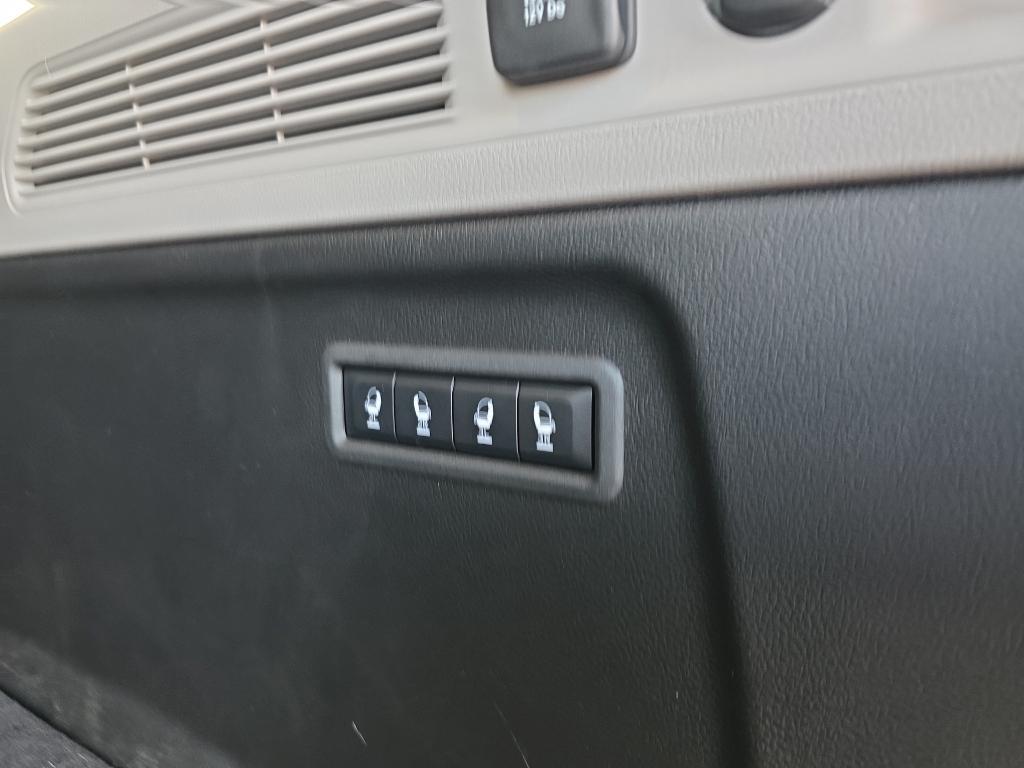 used 2024 Jeep Wagoneer L car, priced at $62,995
