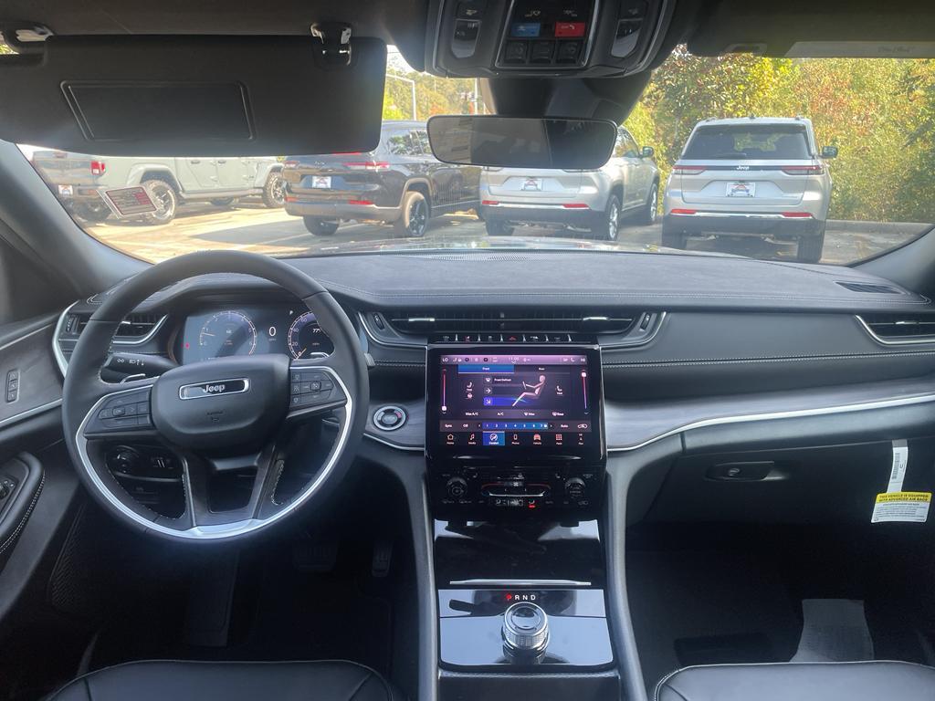 new 2025 Jeep Grand Cherokee L car, priced at $47,930