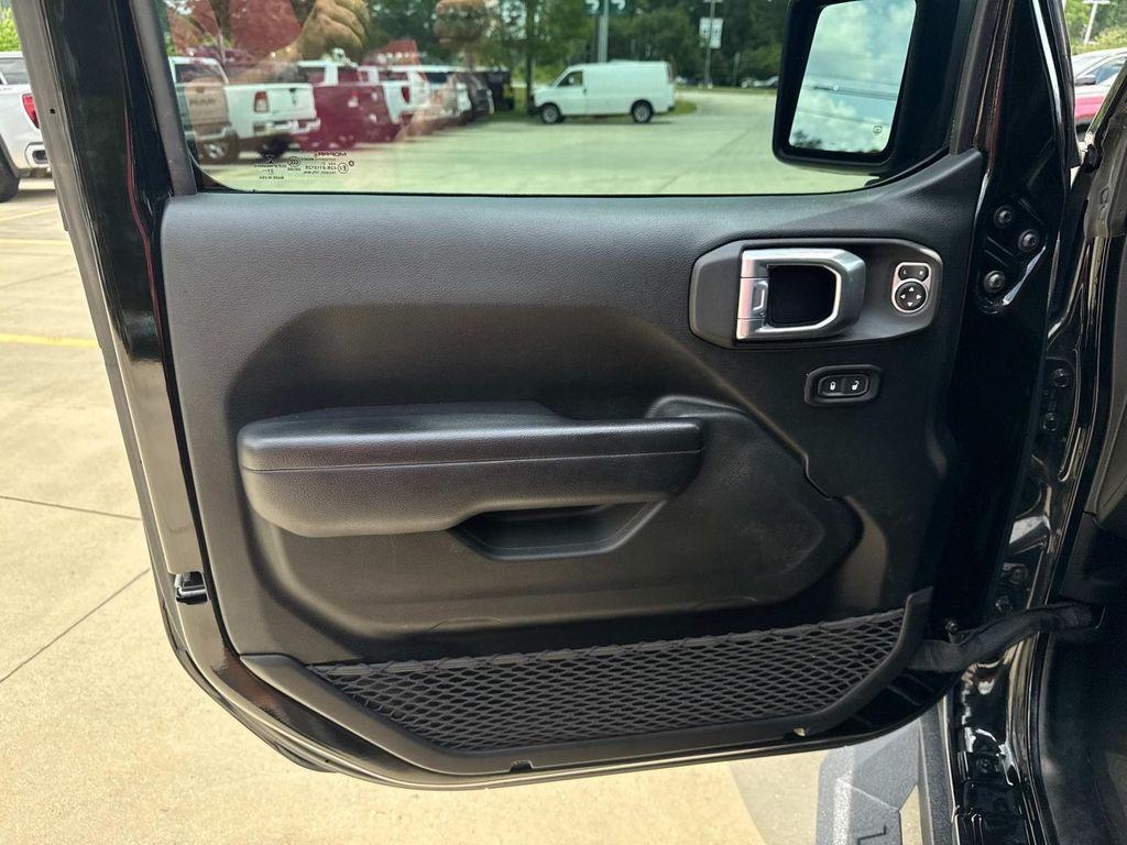 used 2021 Jeep Gladiator car, priced at $34,995
