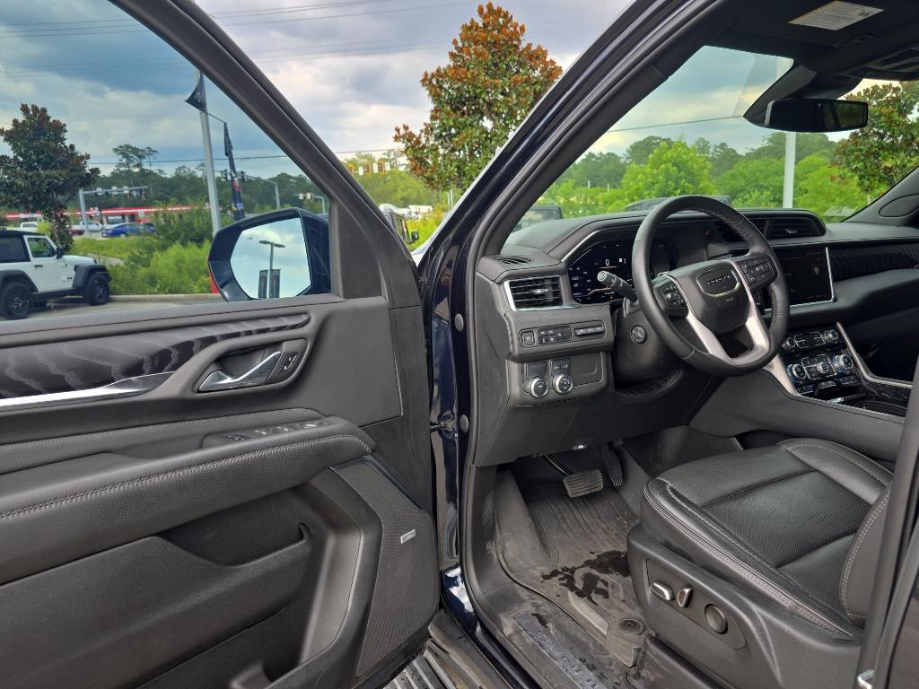 used 2023 GMC Yukon car, priced at $58,595