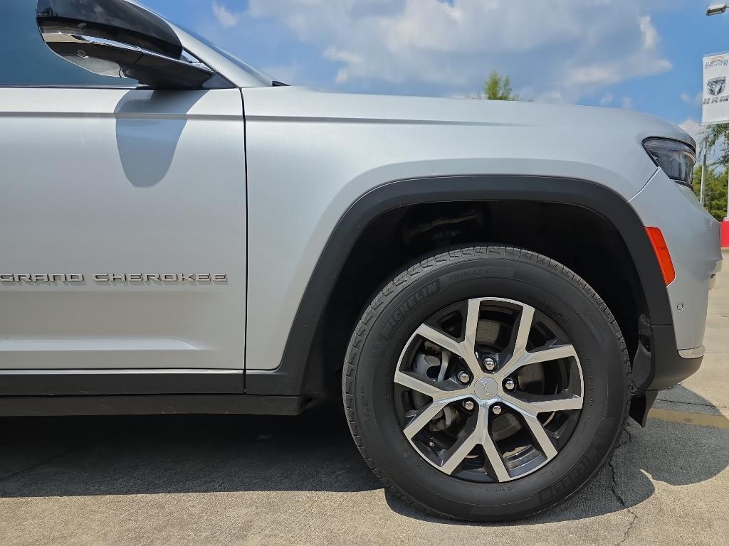 used 2024 Jeep Grand Cherokee L car, priced at $36,995