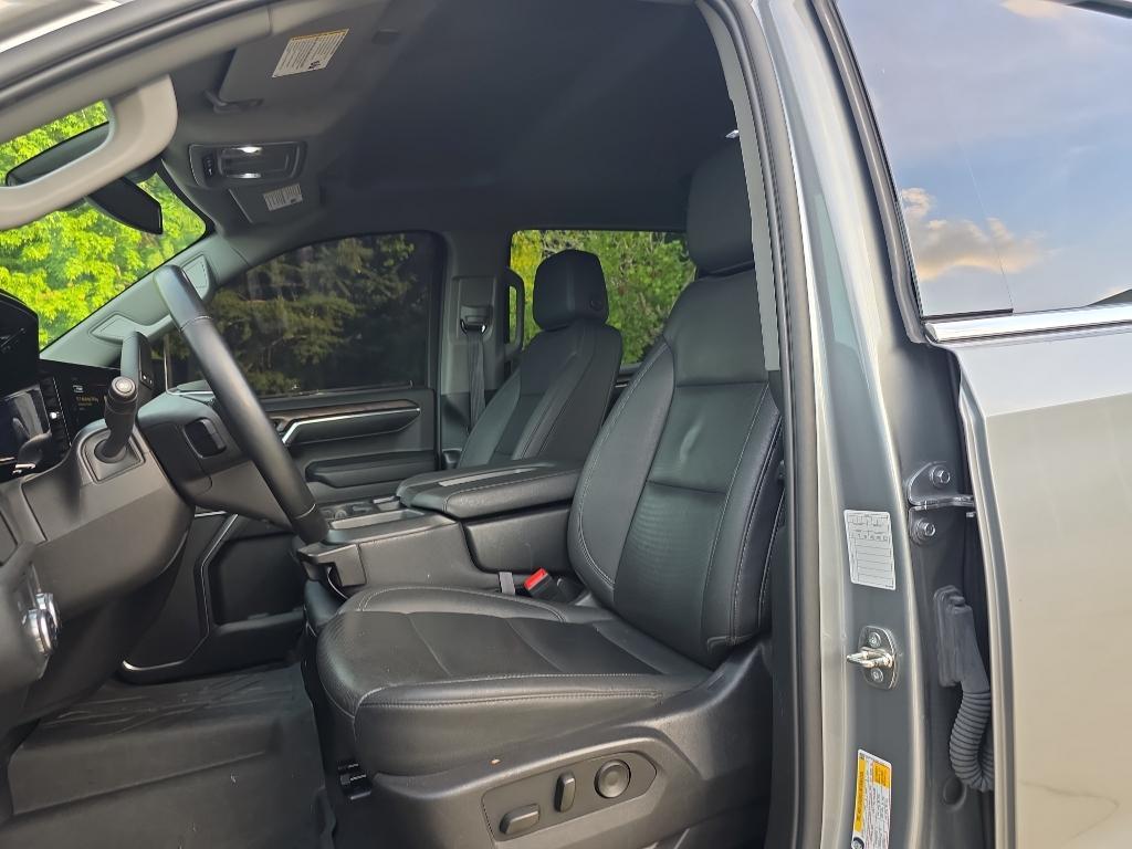 used 2024 GMC Sierra 1500 car, priced at $42,895