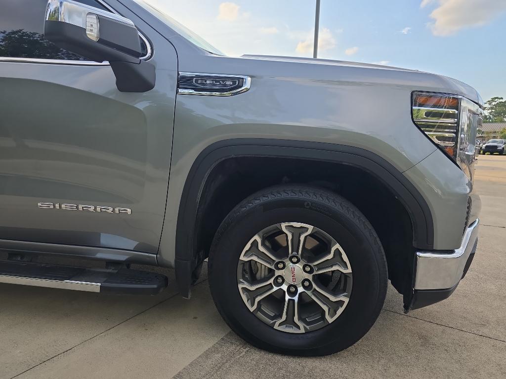 used 2024 GMC Sierra 1500 car, priced at $42,895