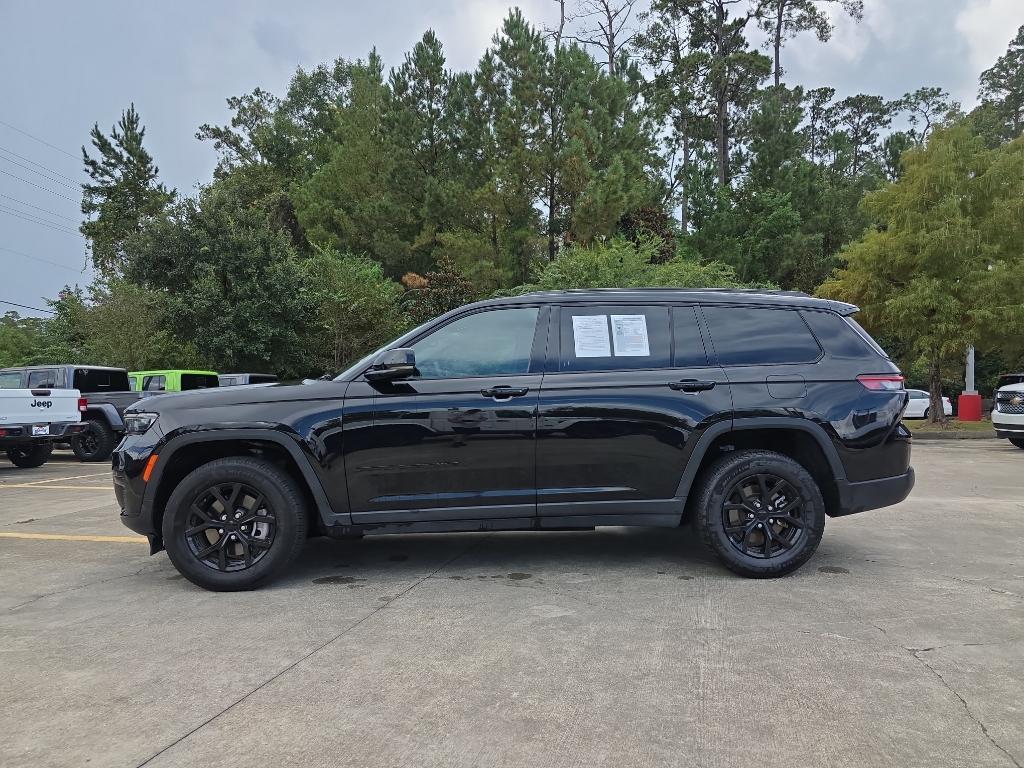 used 2024 Jeep Grand Cherokee L car, priced at $30,645
