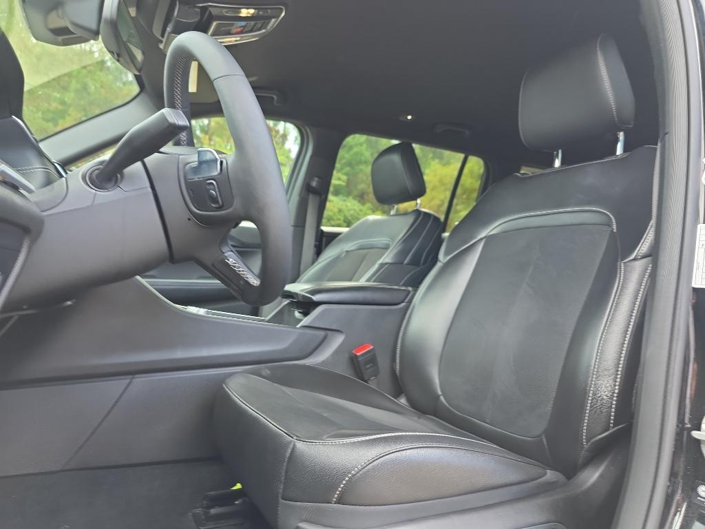 used 2024 Jeep Grand Cherokee L car, priced at $30,645