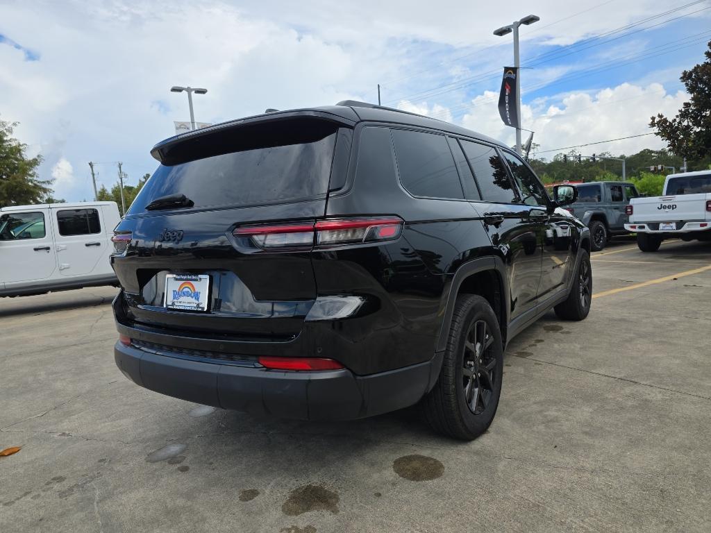 used 2024 Jeep Grand Cherokee L car, priced at $30,645