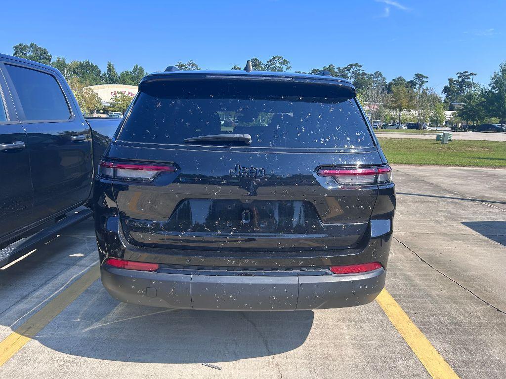 used 2024 Jeep Grand Cherokee L car, priced at $32,995