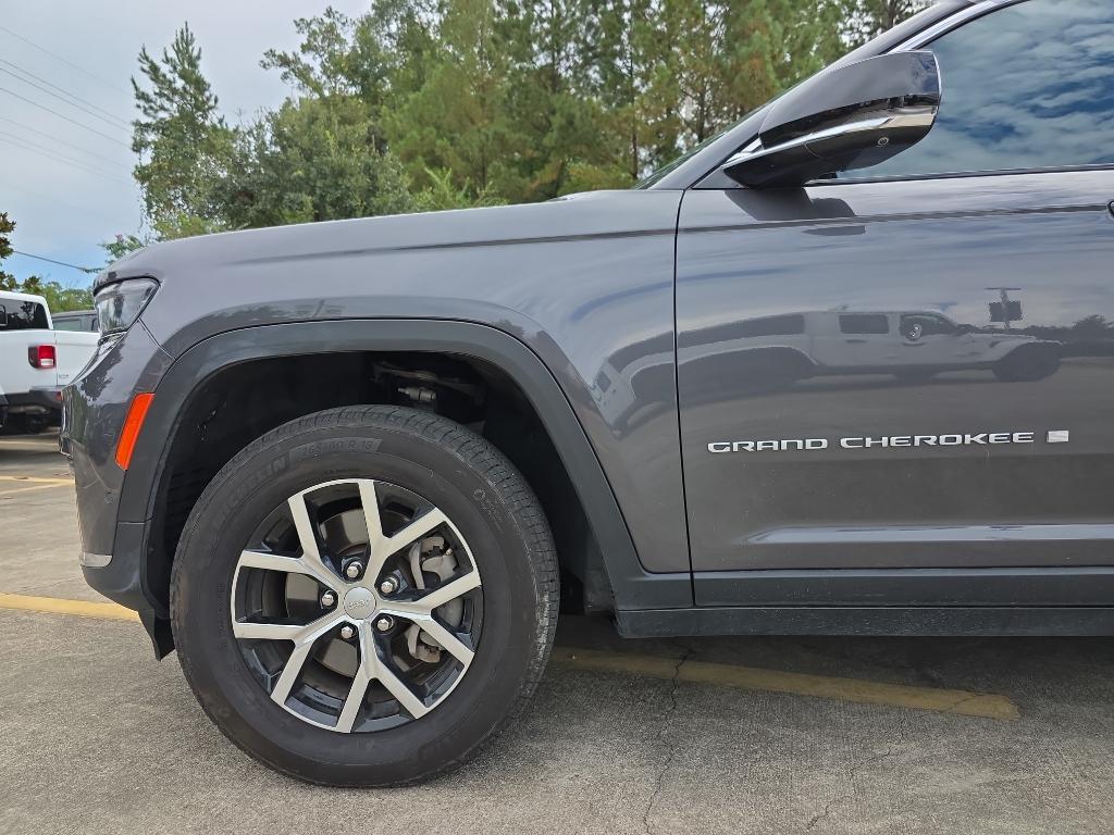 used 2024 Jeep Grand Cherokee L car, priced at $33,545