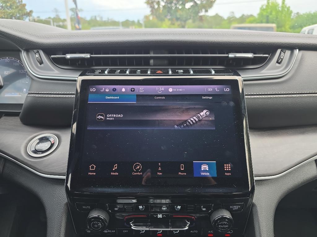 used 2024 Jeep Grand Cherokee L car, priced at $33,545