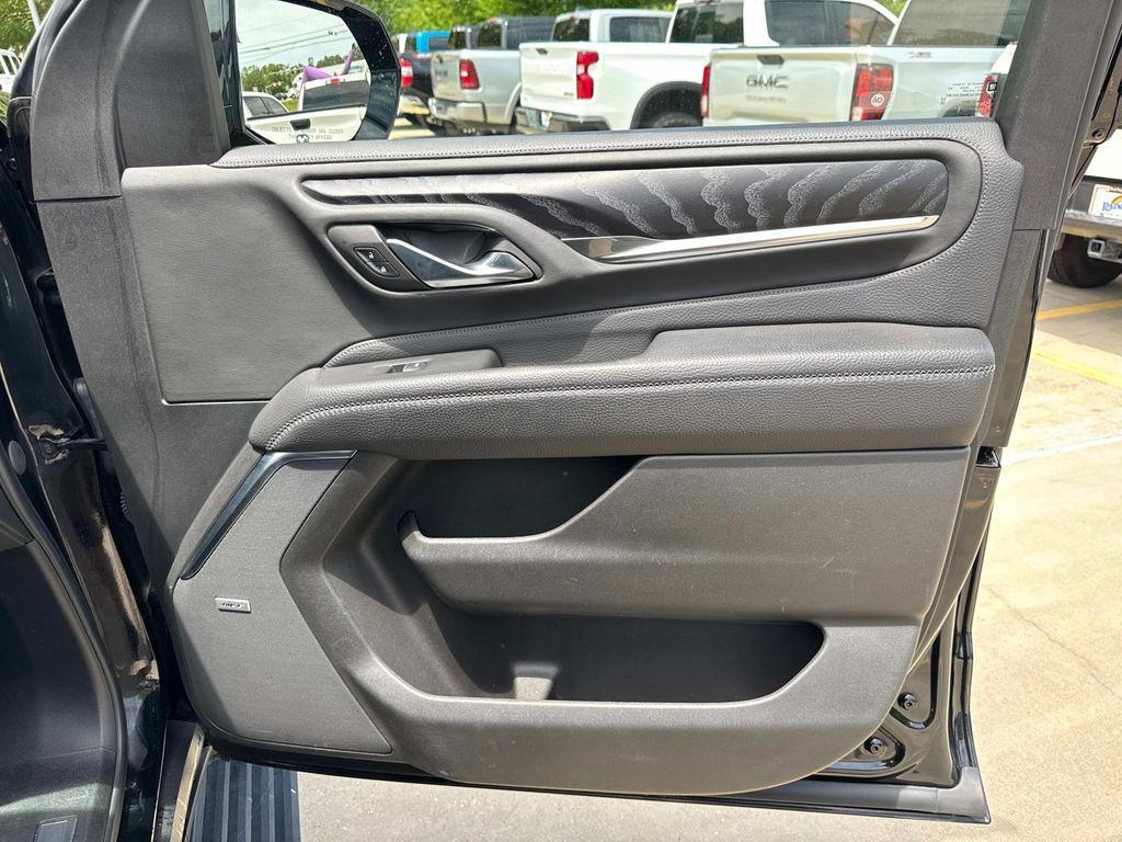 used 2023 GMC Yukon car, priced at $60,995