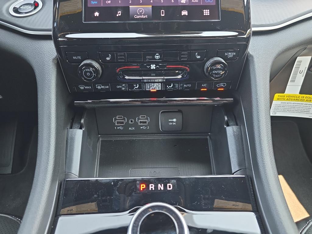 new 2025 Jeep Grand Cherokee car, priced at $41,730
