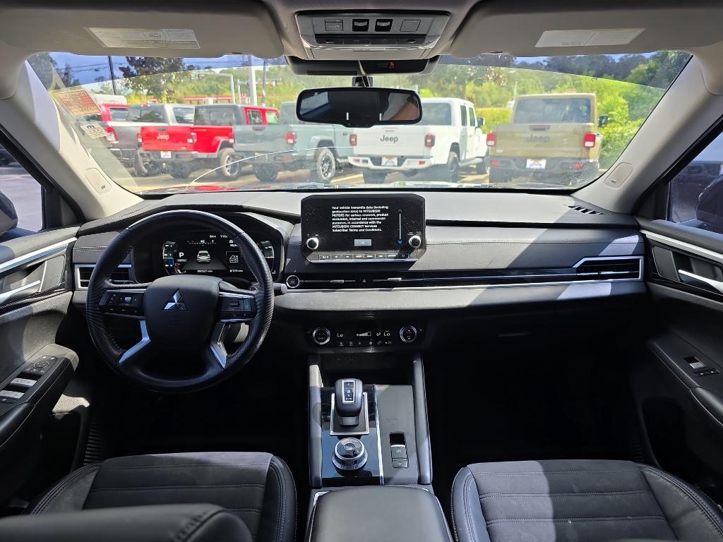 used 2023 Mitsubishi Outlander car, priced at $20,995