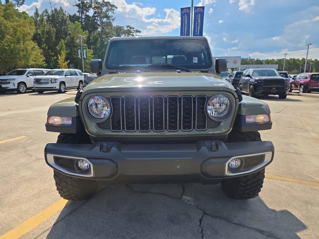 new 2025 Jeep Gladiator car, priced at $45,480