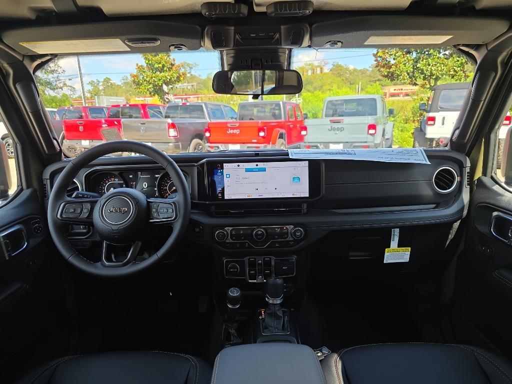 new 2025 Jeep Gladiator car, priced at $44,980