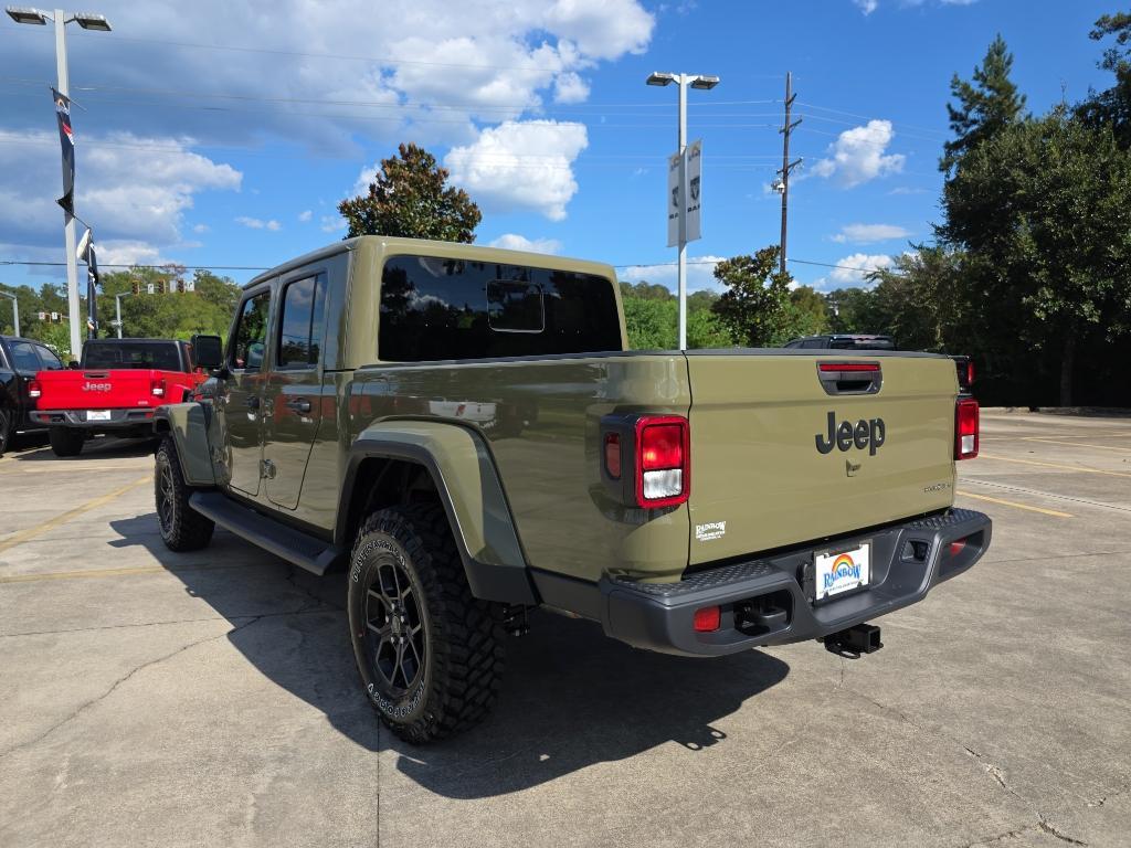 new 2025 Jeep Gladiator car, priced at $45,480