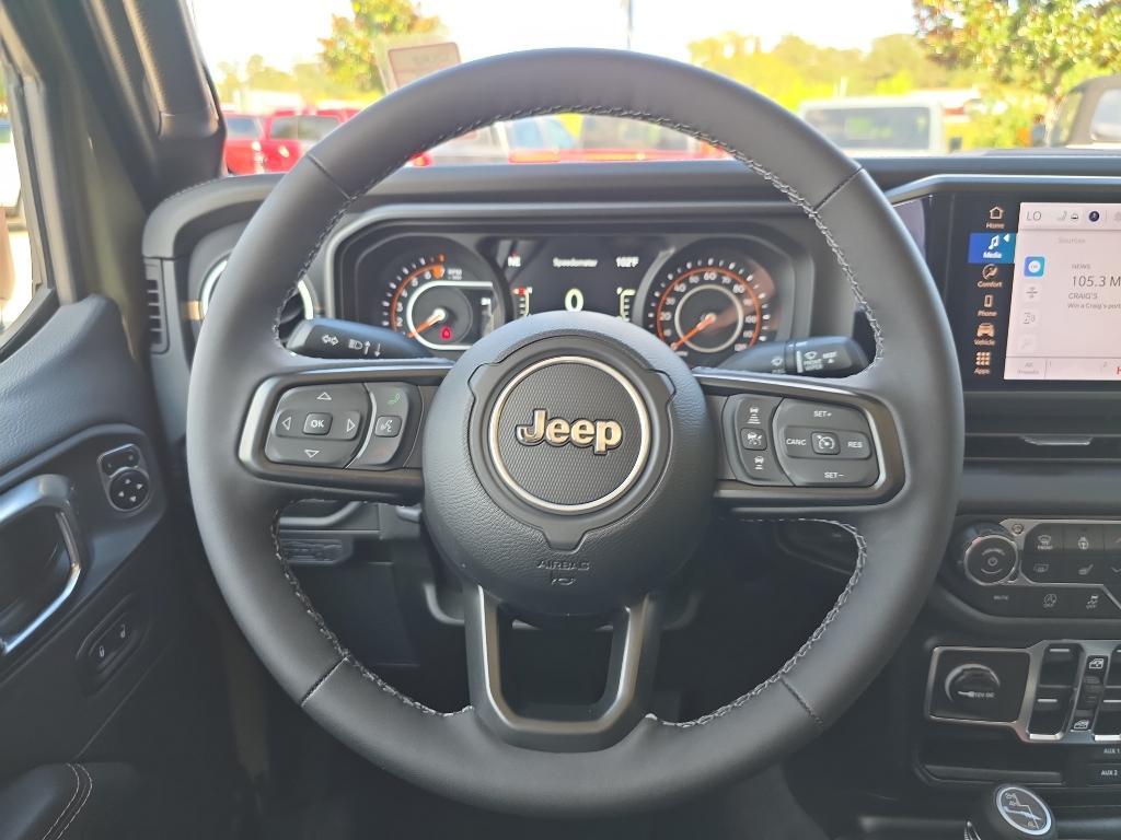 new 2025 Jeep Gladiator car, priced at $45,480